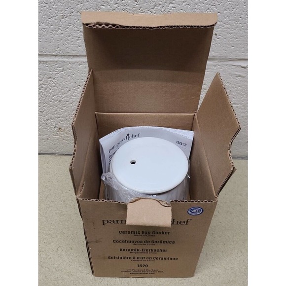 New Pampered Chef Ceramic Egg Cooker 1529 New Unused - Picture 3 of 4